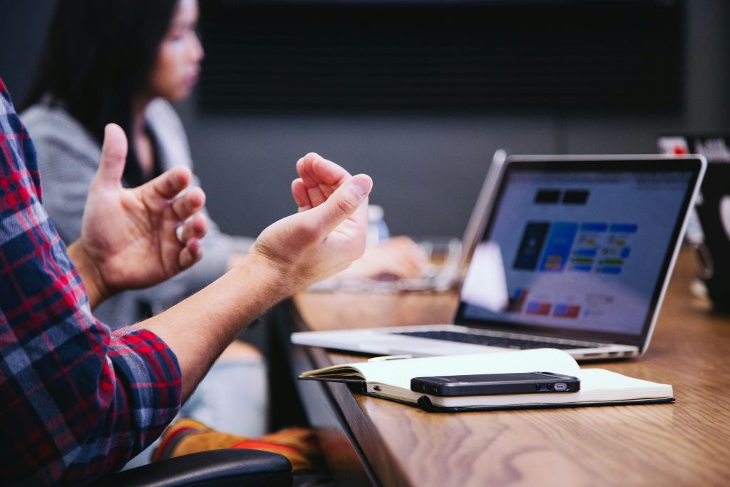 Business Owner Yang Fokus Dengan Bisnisnya